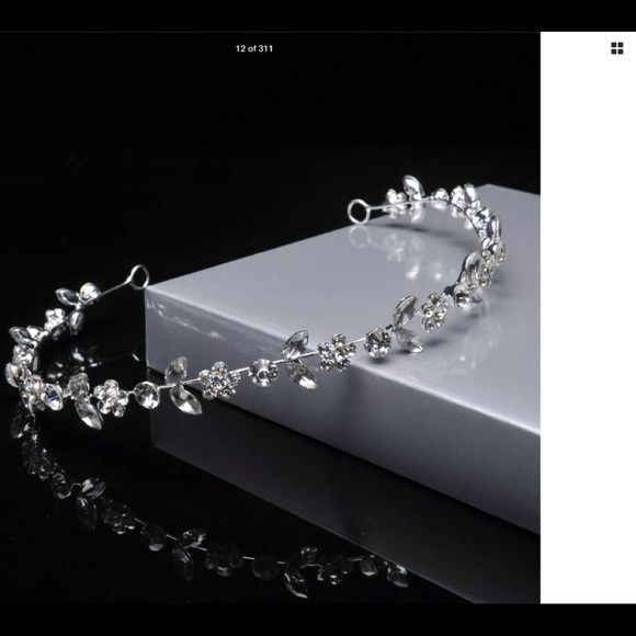 New Beautiful wire/ribbon hair accessory//headband - Picture 7 of 7